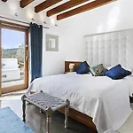 Ravishing Ibiza Cel Blau 9 Bedrooms Private Pool & Beautiful * サンタ・エウラリア・デス・リウ