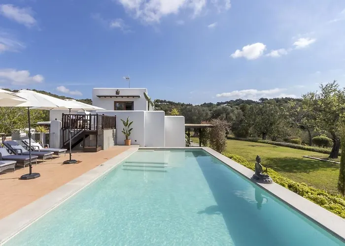 Villa Ravishing Ibiza Cel Blau 9 Bedrooms Private Pool & Beautiful