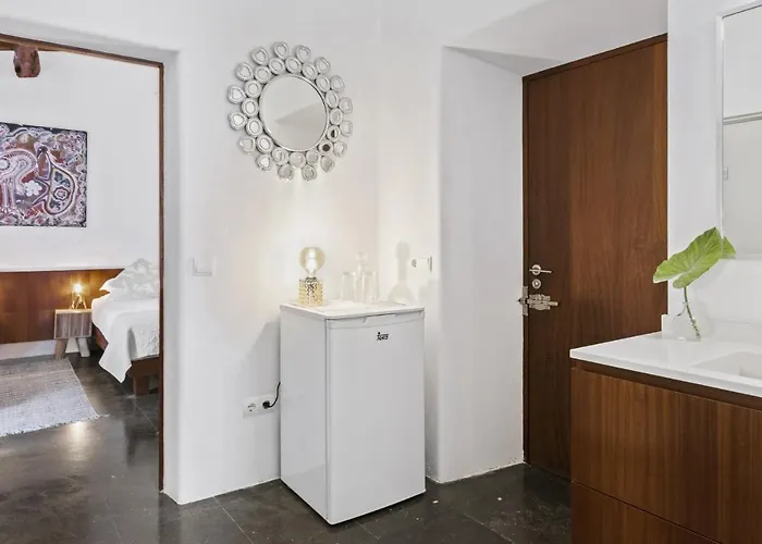 Ravishing Ibiza Cel Blau 9 Bedrooms Private Pool & Beautiful *