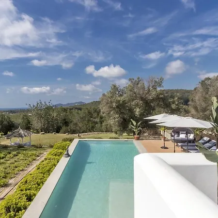 Ravishing Ibiza Cel Blau 9 Bedrooms Private Pool & Beautiful Santa Eulària des Riu