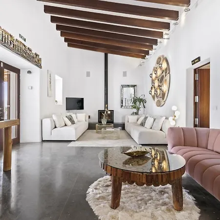 Ravishing Ibiza Cel Blau 9 Bedrooms Private Pool Beautiful Country Views Santa Eulalia סנטה אאולריה דס ריו