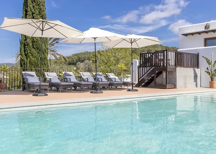 Ravishing Ibiza Cel Blau 9 Bedrooms Private Pool & Beautiful