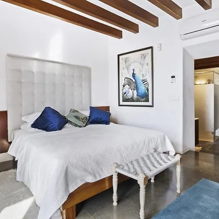Villa Ravishing Ibiza Cel Blau 9 Bedrooms Private Pool Beautiful Country Views Santa Eulalia *