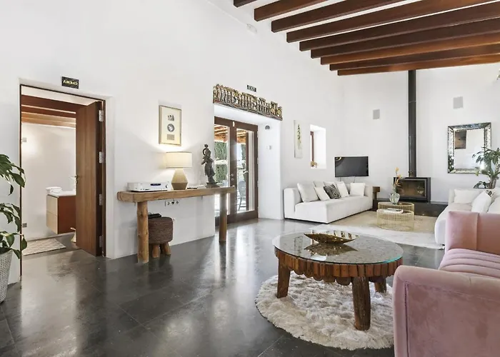 Ravishing Ibiza Cel Blau 9 Bedrooms Private Pool & Beautiful Villa