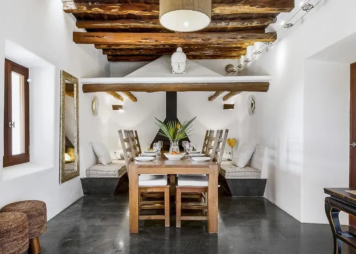 Ravishing Ibiza Cel Blau 9 Bedrooms Private Pool & Beautiful 빌라